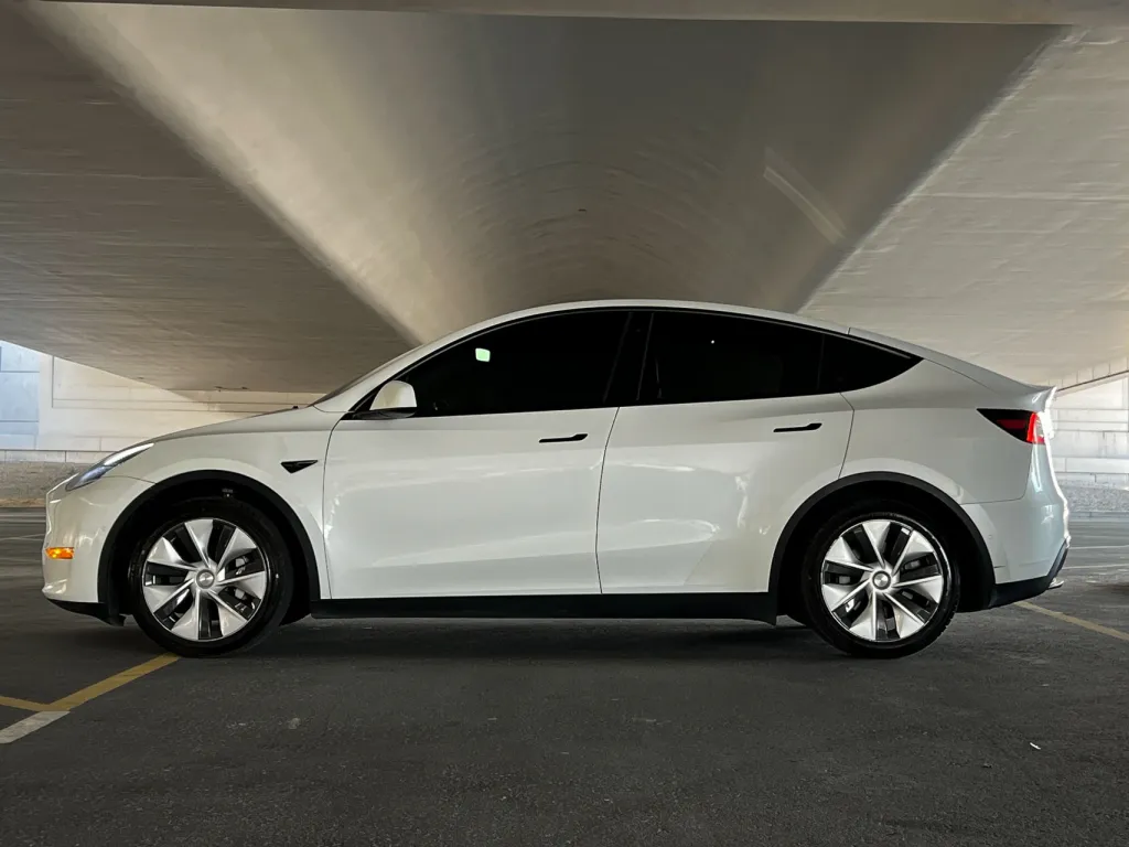 Tesla Model Y 2022 #14