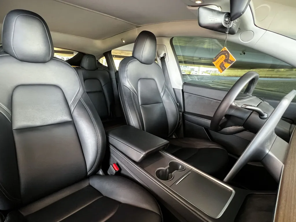 Tesla Model Y 2022 #21