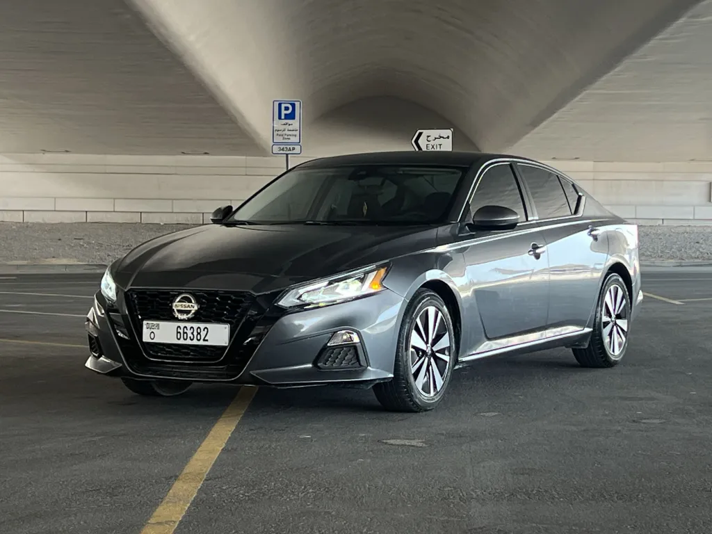 Nissan Altima 2021 #1